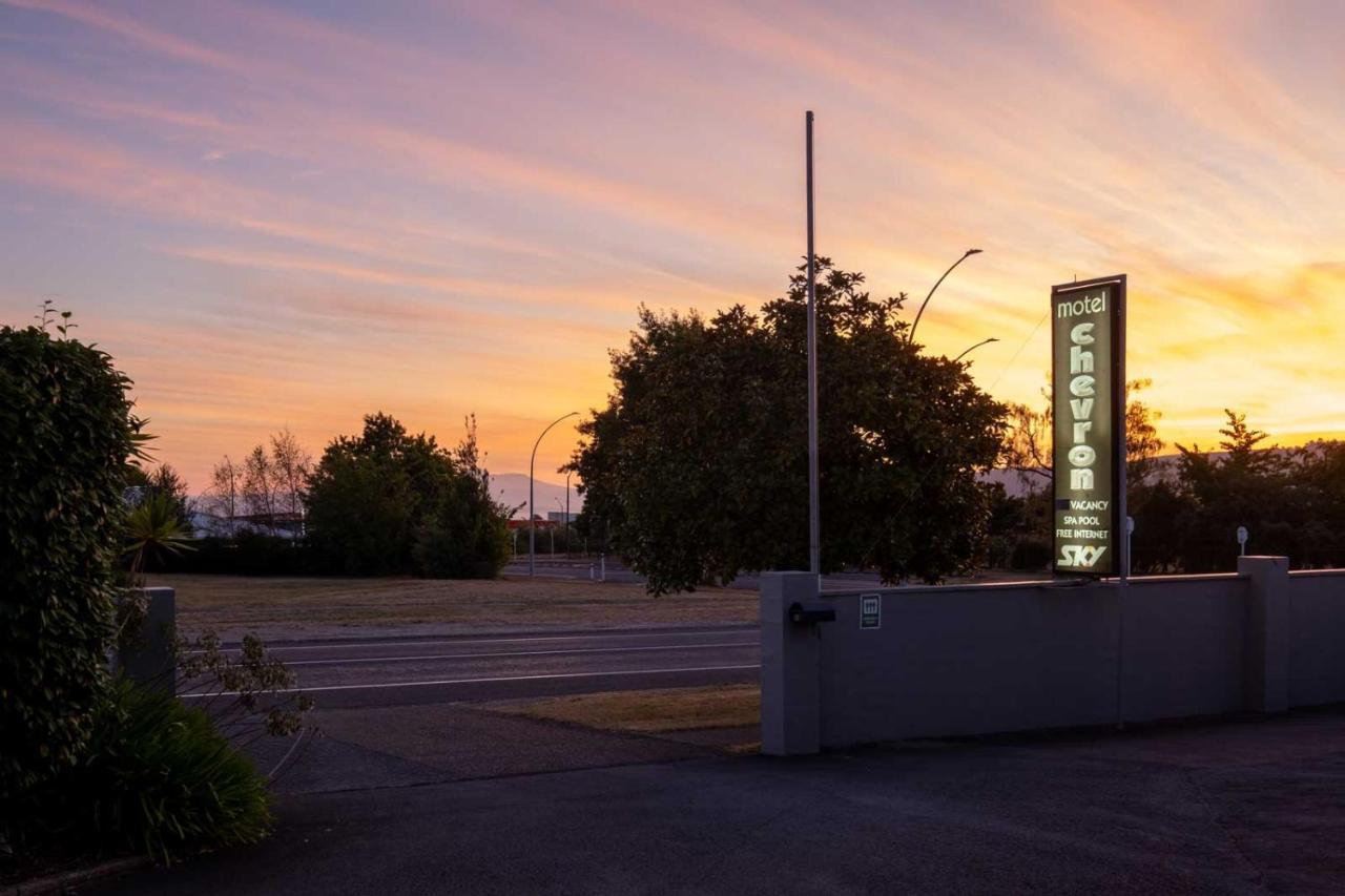 Chevron Motel Taupo Exterior photo